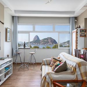 Charmoso Apartamento na Praia de Botafogo
